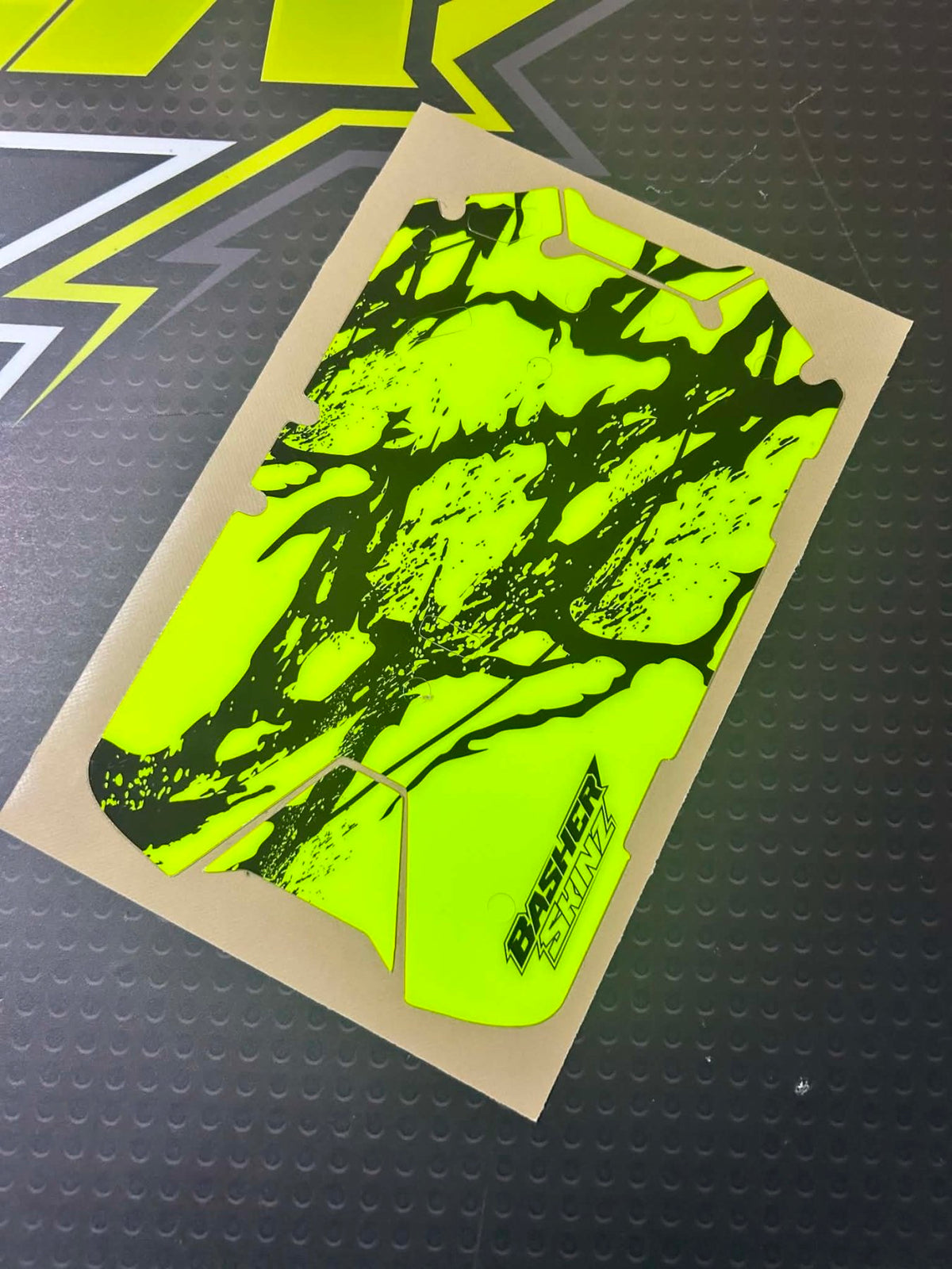 ARRMA 3S SWB- GRANITE / VORTEKS - NEON - EXCESS STOCK - BASHER SKINZ