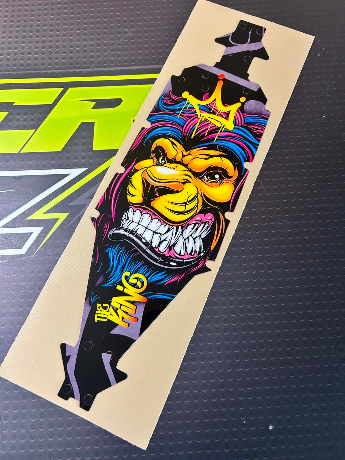 ARRMA KRATON 6S EXB - THE KING - EXCESS STOCK - BASHER SKINZ